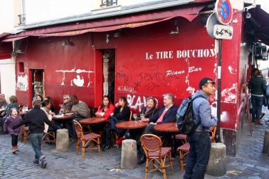 Kneipe in Montmartre, Paris