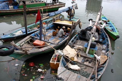 Die Flüsse und das Meer um die Millionenmetropole Jakarta sind total verdreckt