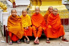 Junge Mönche im Wat Xieng Thong (Tempel der Goldenen Stadt) Luang Prabang