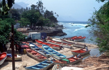 Fischerboote in Puerto Colombia