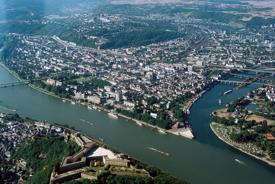 Der Rhein bei Koblenz, Moselmündung