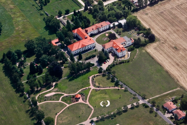 Luftbild: Diakonissen Mutterhaus Lachen-Speyerdorf