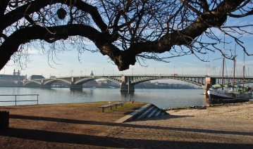 Theodor Heuss Brücke in Mainz