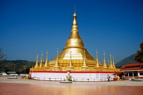 Wat Phra That Doi Tempel in Tachilek, Myanmar