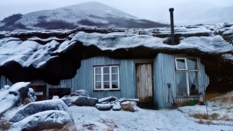 Laugarvatnshellar, Lost Place Kaffee und Höhlenwohnung in Island