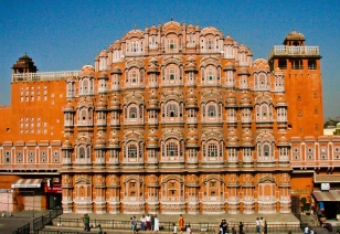 INDIEN, Hawa Mahal, Palast der Winde, Jaipur, Welterbe der UNESCO seit 2019