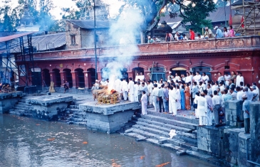 NEPAL, Totenverbrennung in Pashupathinath, Kathmandu, Weltkulturerbe der UNESCO