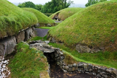 IRLAND, Bend of the Boyne, Knowth, Weltkulturerbe der UNESCO