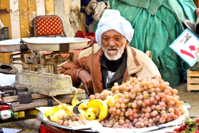 Straßenmarkt in Kairo