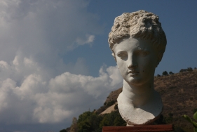Aphrodite, Göttin der Liebe und der Schönheit in Butrint