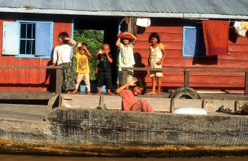 Floating Village Chong Kneas, Kambodscha