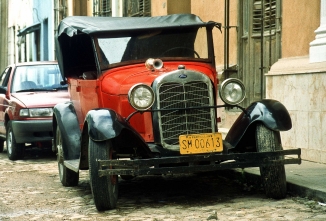 Oldtimer in Trinidad, Sancti Spiritus, Kuba