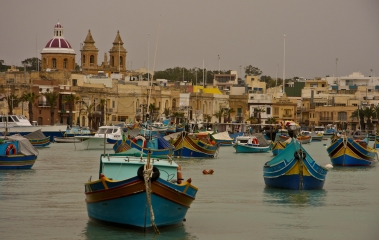 Malerischer Hafen von Marsaxlokk auf Malta