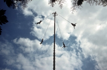 Los Voladores in El Tajin, Veracruz, Mexiko