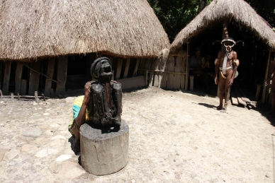 300 Jahre alte Mumie eines Häuptlings in Jiwika