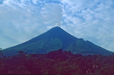 Mount Mayon, aktiver Vulkan auf Luzon, Philippinen