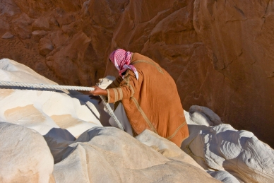 Abstieg in den Salama Canyon, Sinai, Ägypten