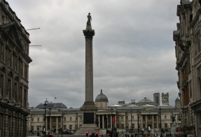 Trafalgar Square mit National Gallery