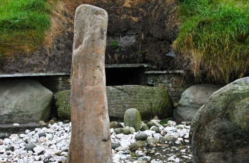 Neolithische Kultstätte Bend of the Boyne, Newgrange, Irland