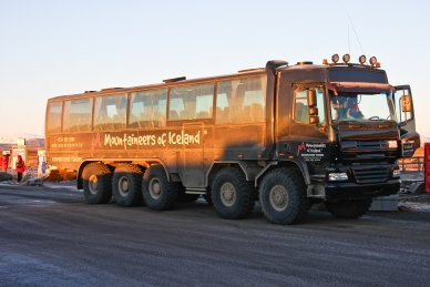 geländegängiger Bus in Island