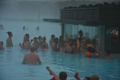 Bar in der Blauen Lagune bei Keflavik, Island