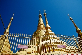 Wat Phra That Doi Tempel in Tachilek, Myanmar