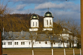 Kloster DINTR-UNLEMN, Walachei, Rumänien