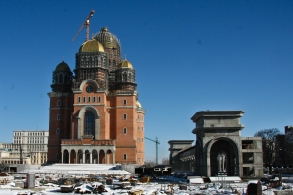 Die Kathedrale der Erlösung des rumänischen Volkes mit der größten freischwingenden Glocke der Welt