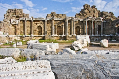  Agora oder Versammlungsplatz in Side, Pamphylien, Türkei