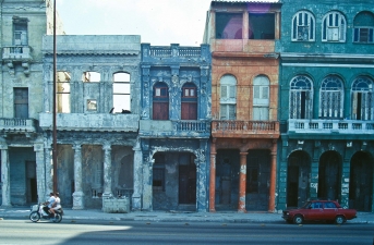 Häuser am Malecon, Havanna, Kuba