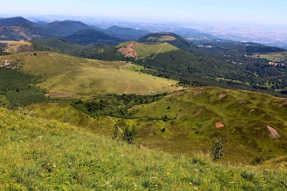 FRANKREICH, Chaine des Puys, Vulkane in der Auvergne, Weltnaturerbe der UNESCO