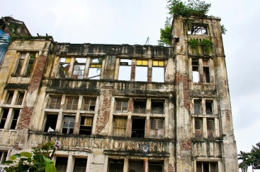 LOST PLACES IN INDONESIEN